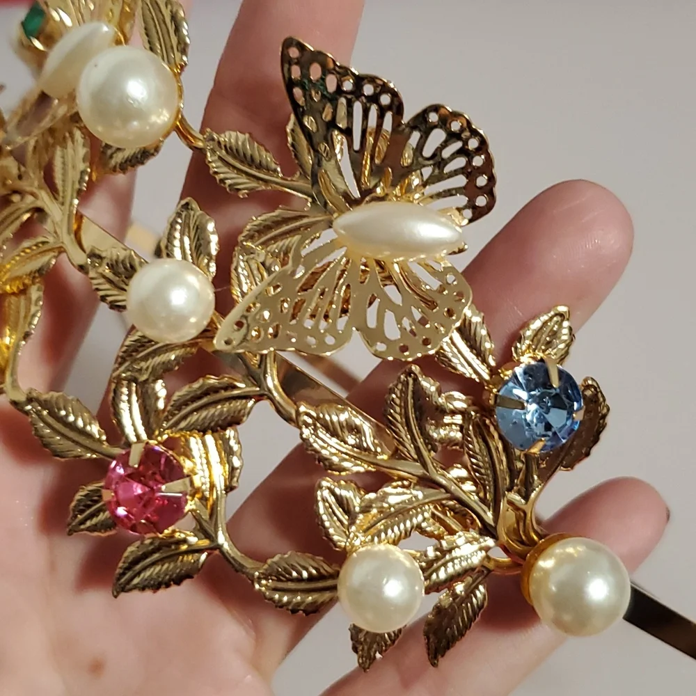 Goldtone Rhinestones faux pearls roses and butterflies headband NWT wedding prom